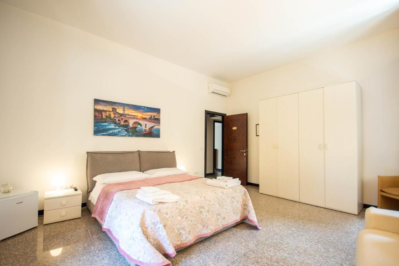 Residenza Bra Apartment Верона Экстерьер фото